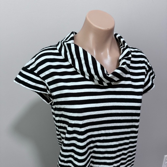 Tommy Hilfiger Black White Stripe Mock Neck Short Sleeve Shirt Medium - Picture 2 of 4